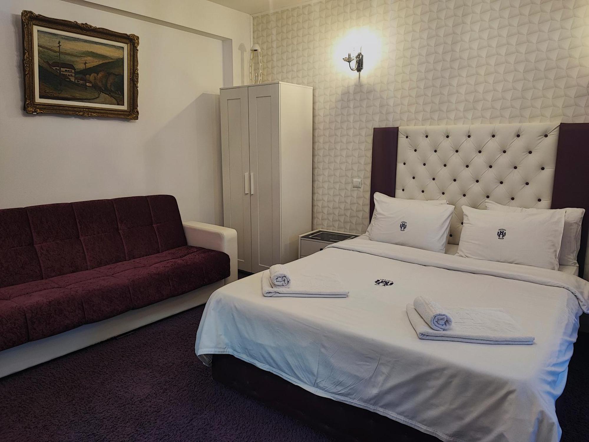 Iris Boutique Therme & Bucharest Otopeni Airport エクステリア 写真