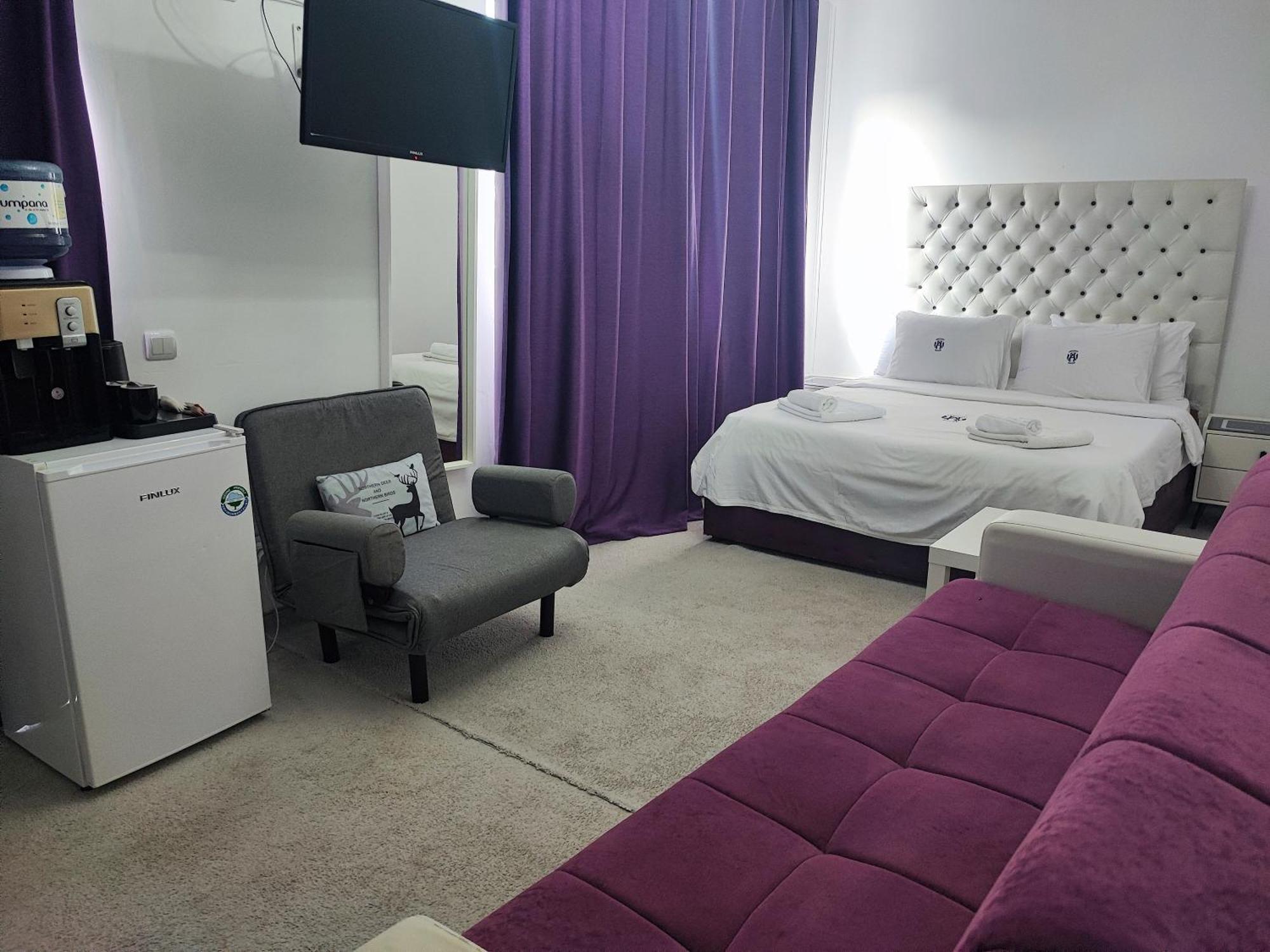 Iris Boutique Therme & Bucharest Otopeni Airport エクステリア 写真