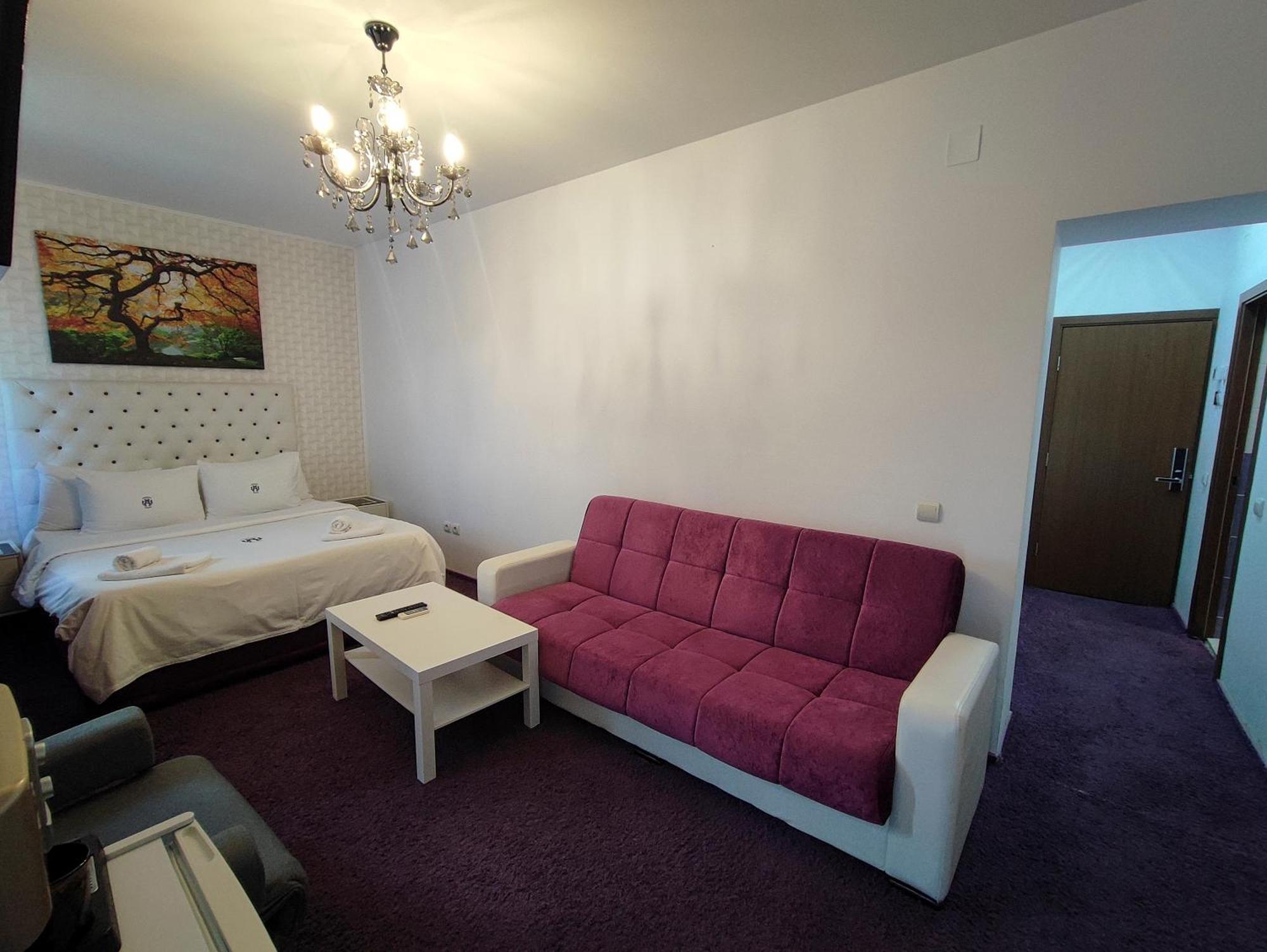 Iris Boutique Therme & Bucharest Otopeni Airport エクステリア 写真