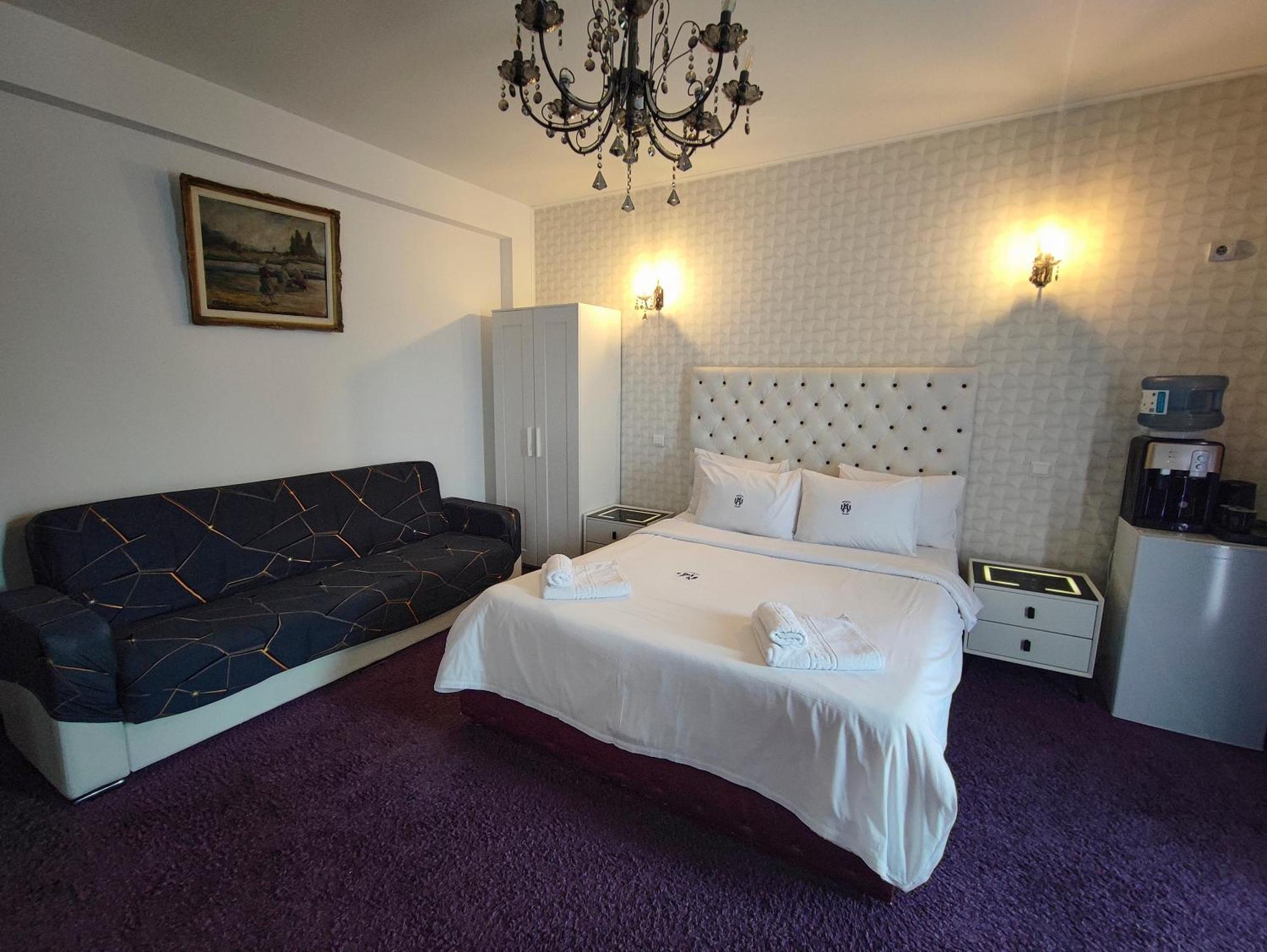 Iris Boutique Therme & Bucharest Otopeni Airport エクステリア 写真